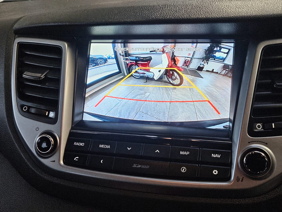 2017 Hyundai Tucson - image 13