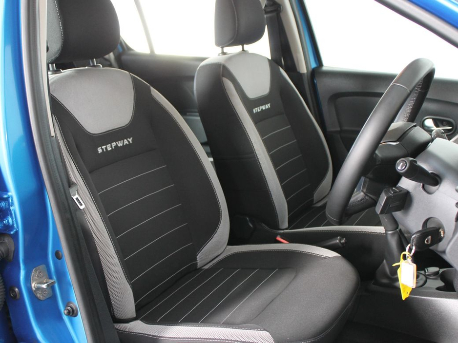 2017 Dacia Sandero 0.9tce (90) Laureate S/S 5DR €8,499