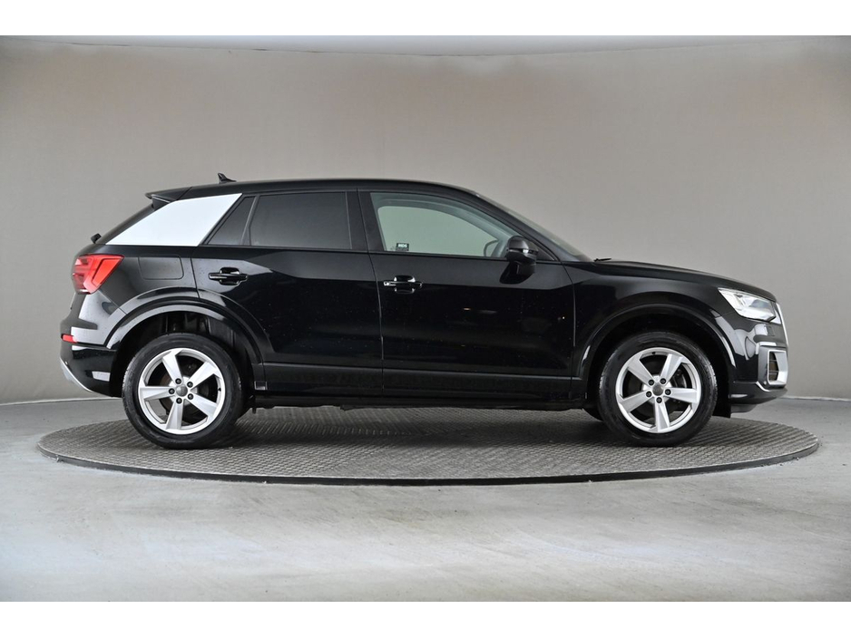 2018 Audi Q2 - image 11