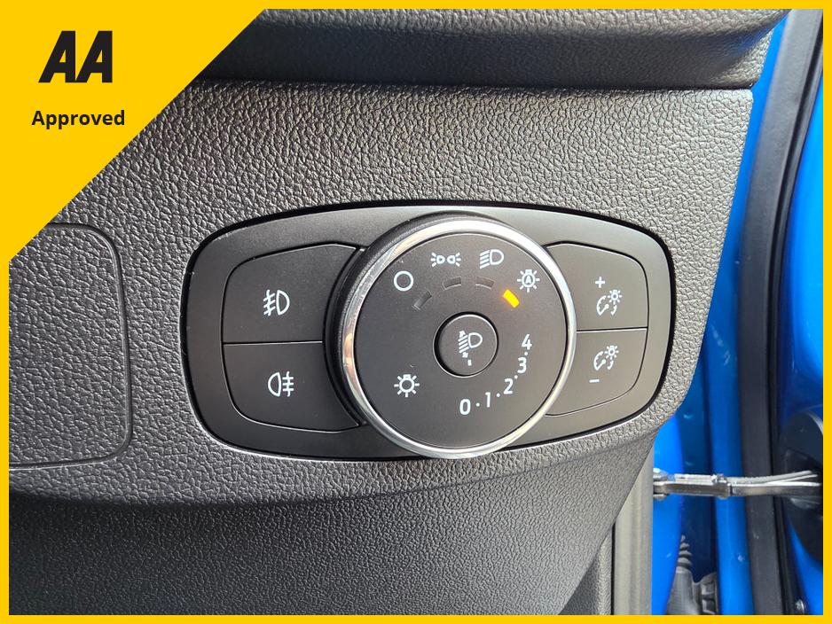 2022 Ford Focus - image 20