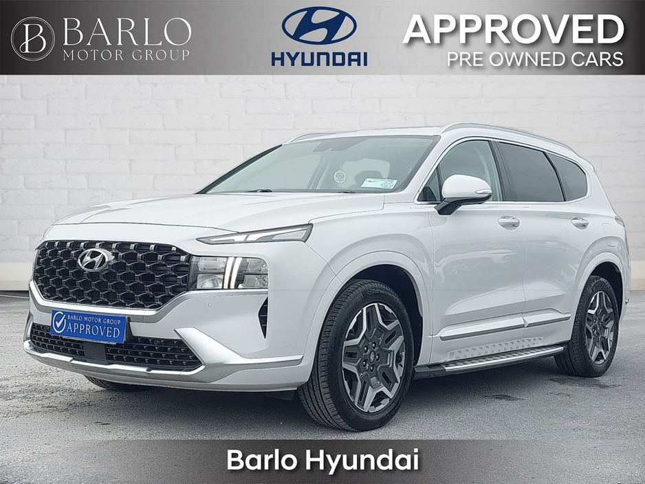 2022 Hyundai Santa Fe - image 2