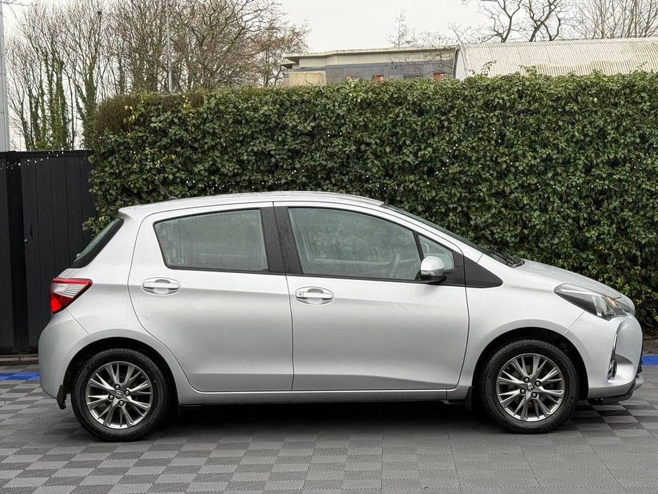 2020 Toyota Yaris 1.0 LUNA // REVERSE CAMERA // BRAND NEW NCT 03/28 // LANE ASSIST €12,950