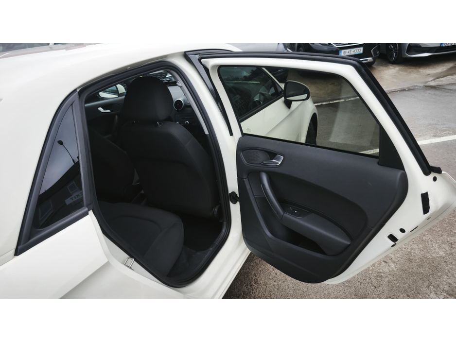 2014 Audi A1 1.6 TDI SE SPORTBACK 105PS  1 Year Warranty €10,950