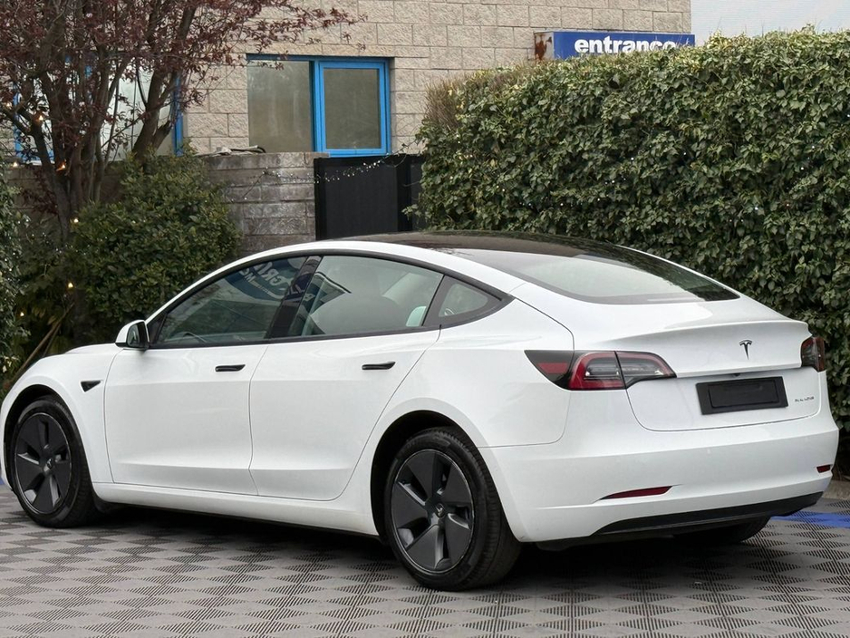 2022 Tesla Model 3 - image 6