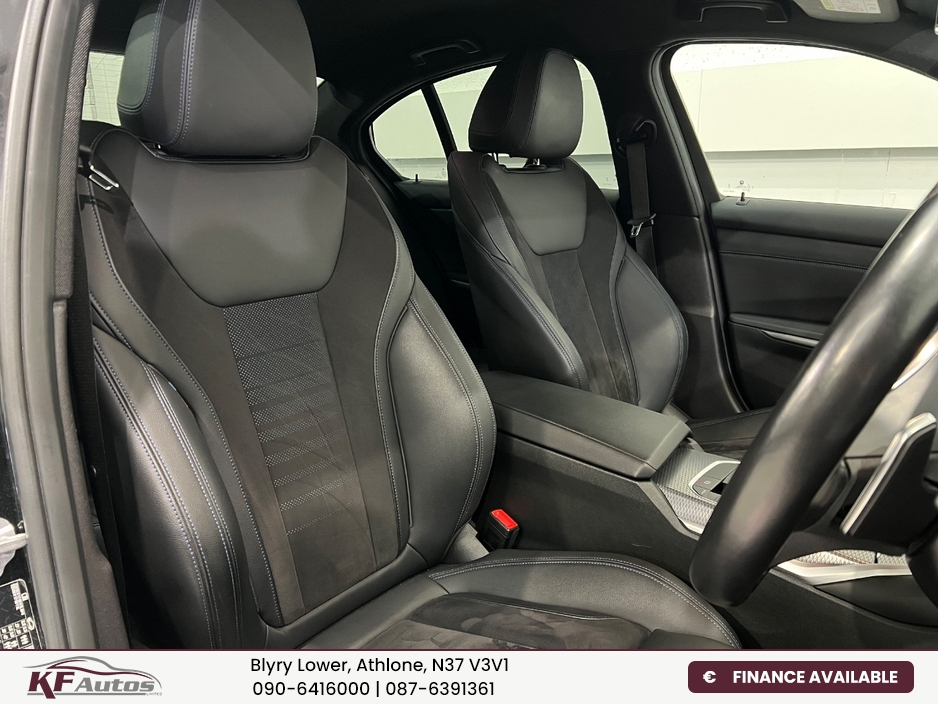 2023 BMW 3 Series - image 19