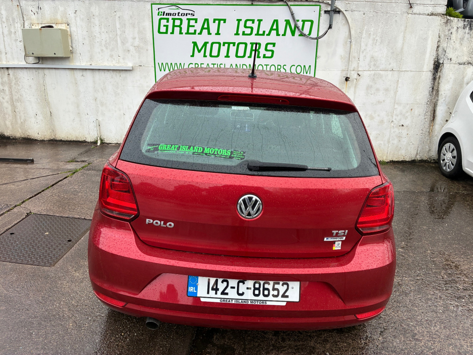 2014 Volkswagen Polo - image 3