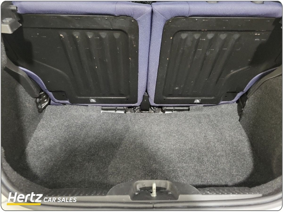 2023 Fiat 500 - image 18