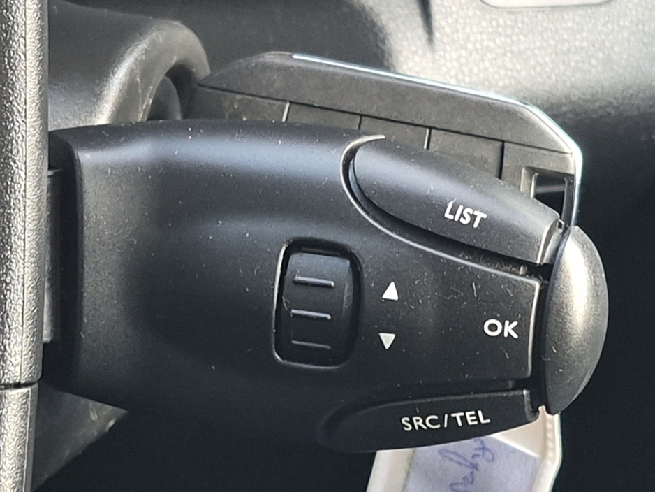 2021 Citroen Berlingo Enterprise 650 Van 1.5 Diesel with 3 seats in front and side loading door.