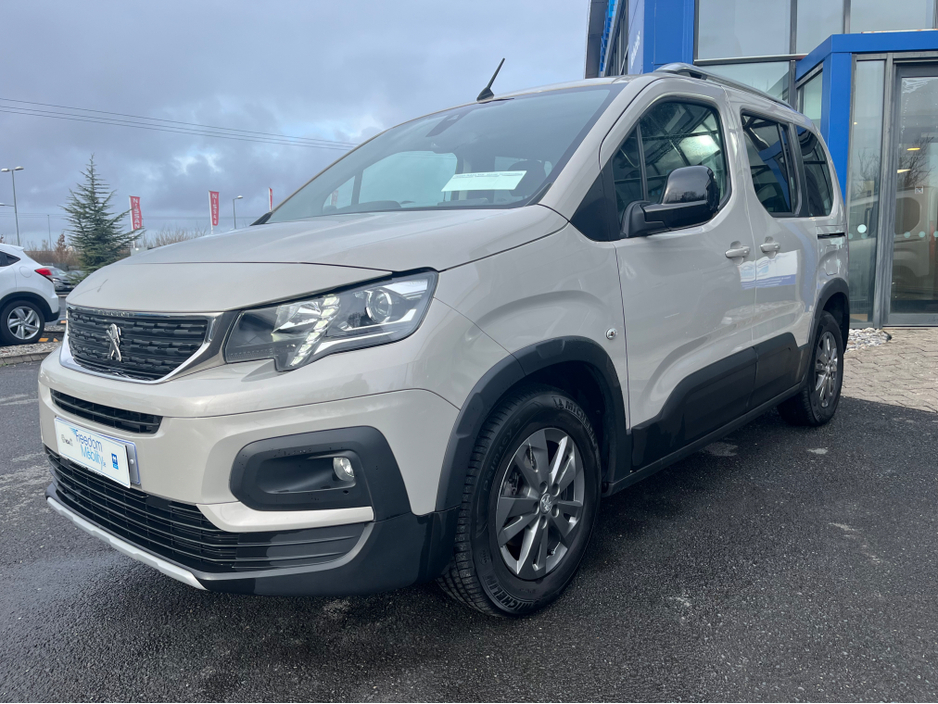 2022 Peugeot Rifter Wheelchair Accessible SWB Manual €22,995