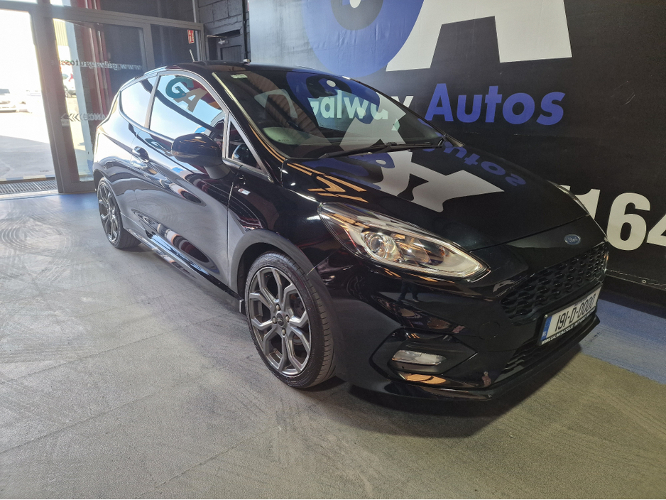 2019 Ford Fiesta - image 13