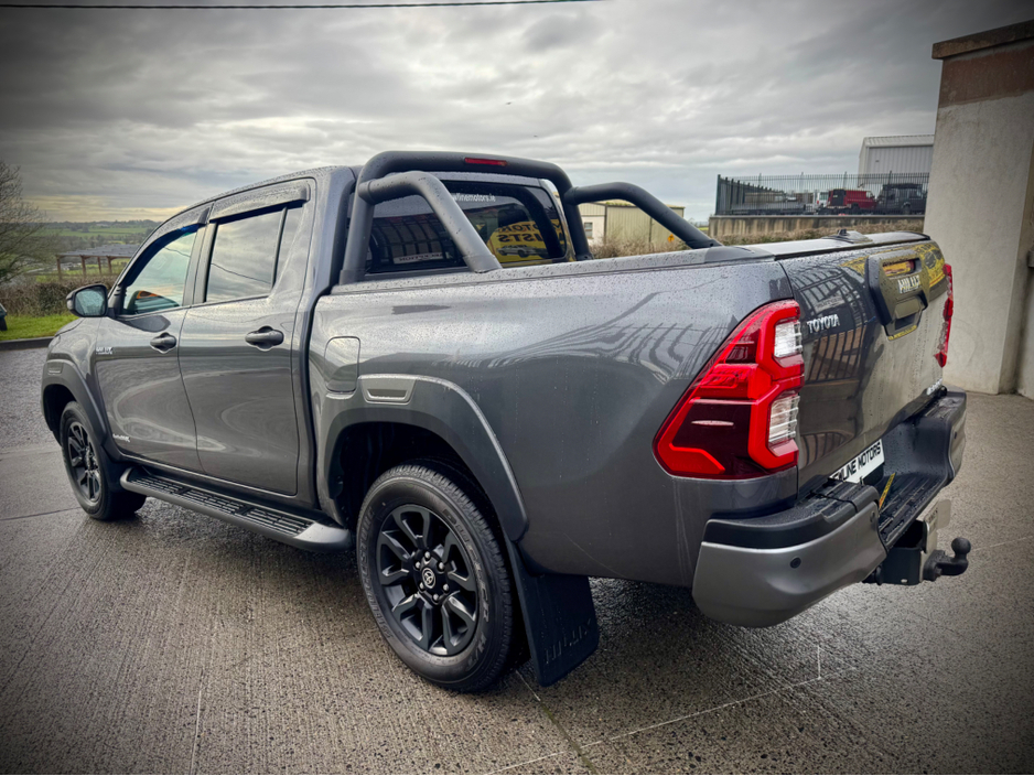 2022 Toyota Hilux INVINCIBLE X!! 2.8!!