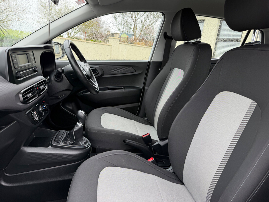 2021 Hyundai i10 - image 17