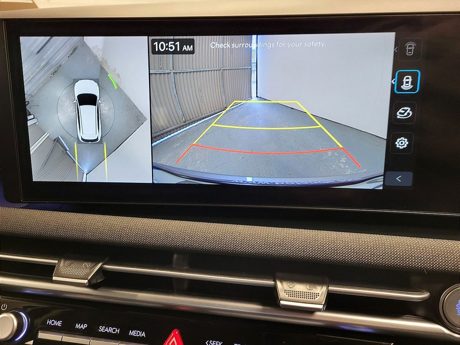 2025 Hyundai Tucson - image 8