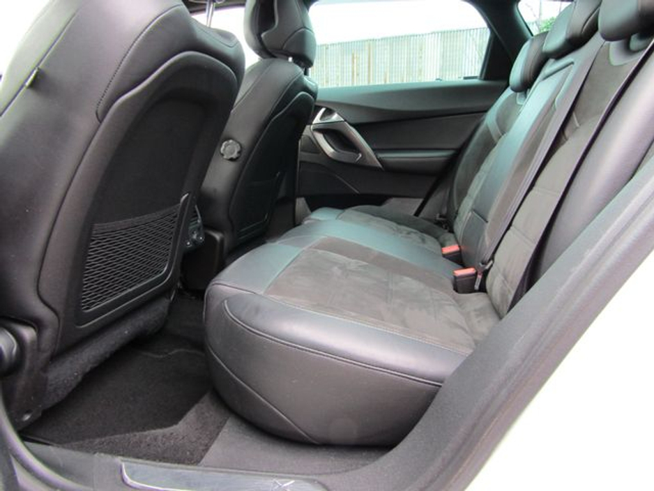 2015 DS Automobiles DS 5 - image 17