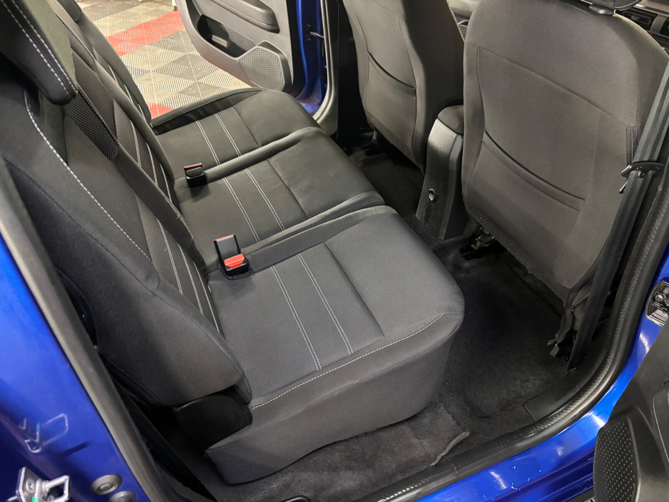 2022 Dacia Jogger - image 9
