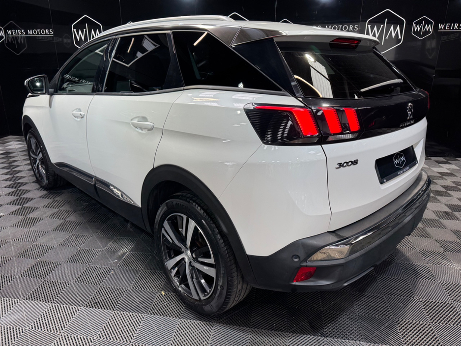 2020 Peugeot 3008 - image 11