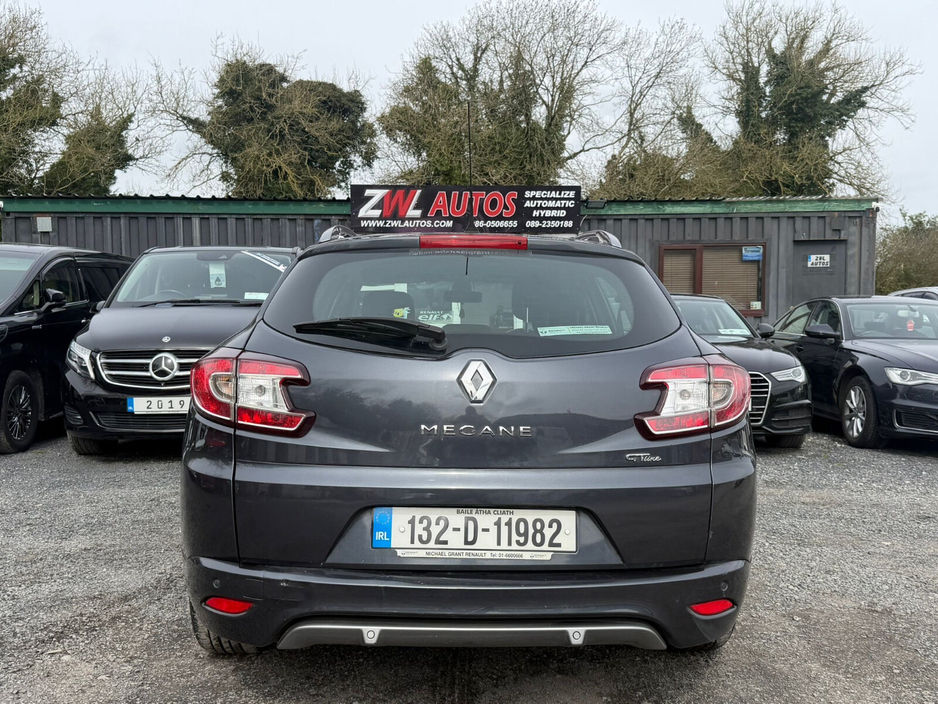 2013 Renault Megane - image 8