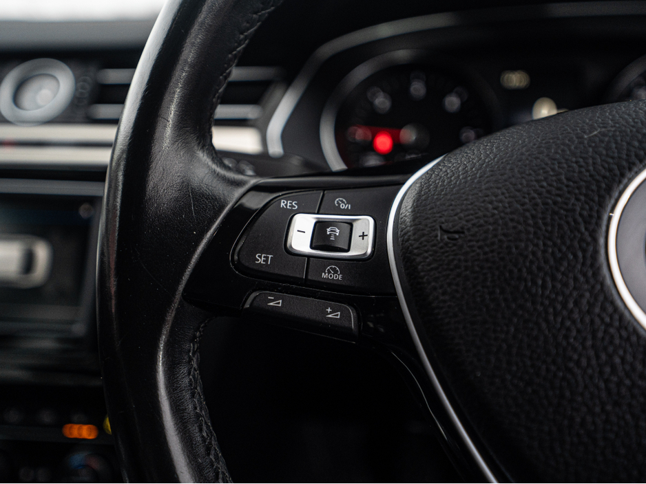 2017 Volkswagen Passat 2017 Passat HIGHLINE/96k km/New NCT/1yr warranty €17,888