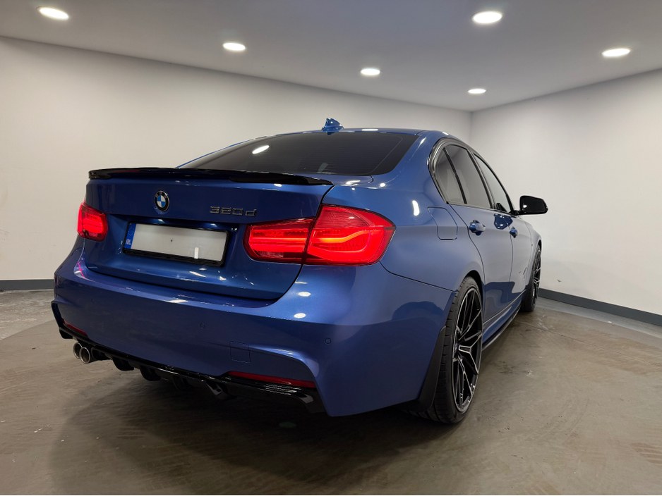 2018 BMW 3 Series - image 10