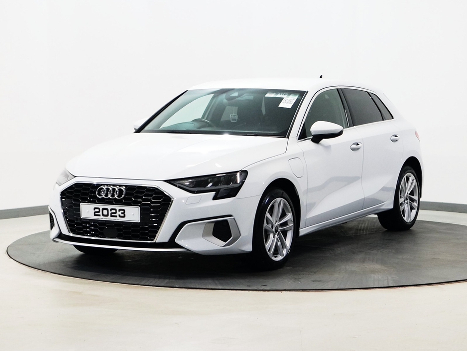 2023 Audi A3 *119* SPORT 40 TFSI E S-A SPORTBACK €30,800