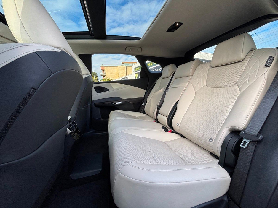 2025 Lexus RX 450h+ F-SPORT PAN ROOF IVORY LEATHER €79,995