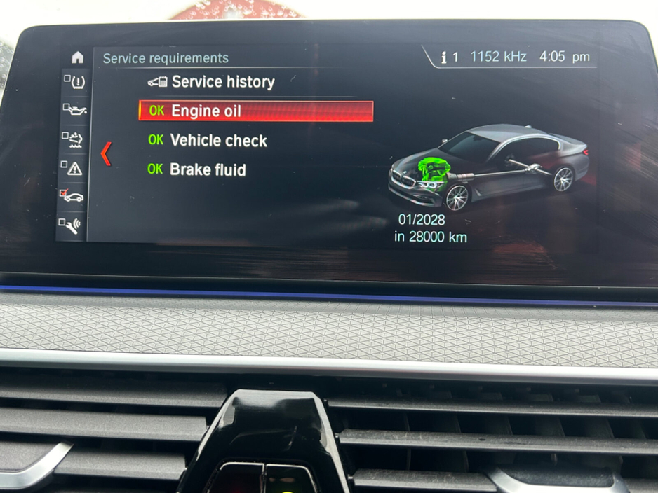 2018 BMW 5 Series - image 21