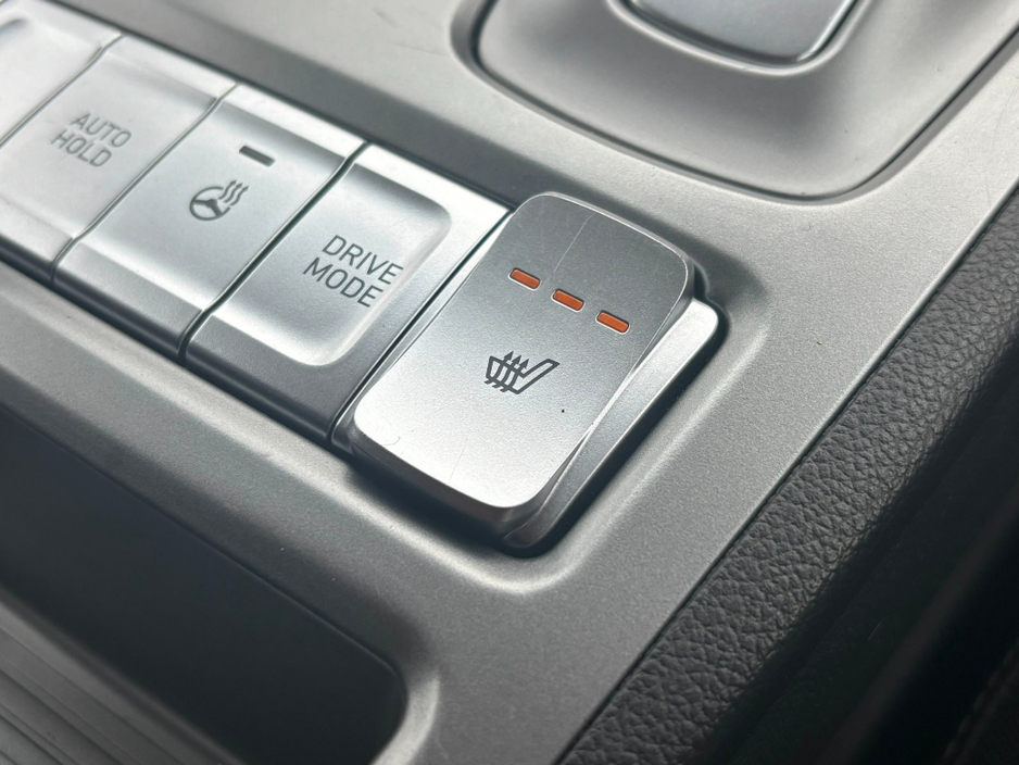 2022 Hyundai Kona Executive EV 39kWh Auto €18,990
