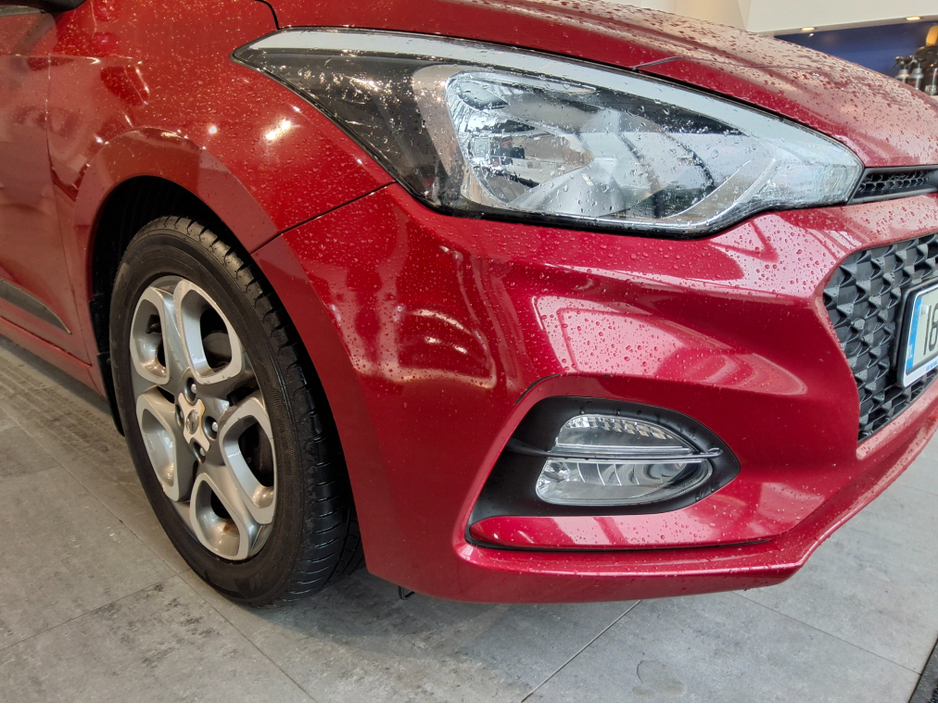 2018 Hyundai i20 - image 6