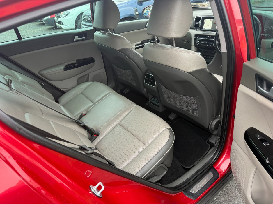 2018 Kia Sportage - image 7