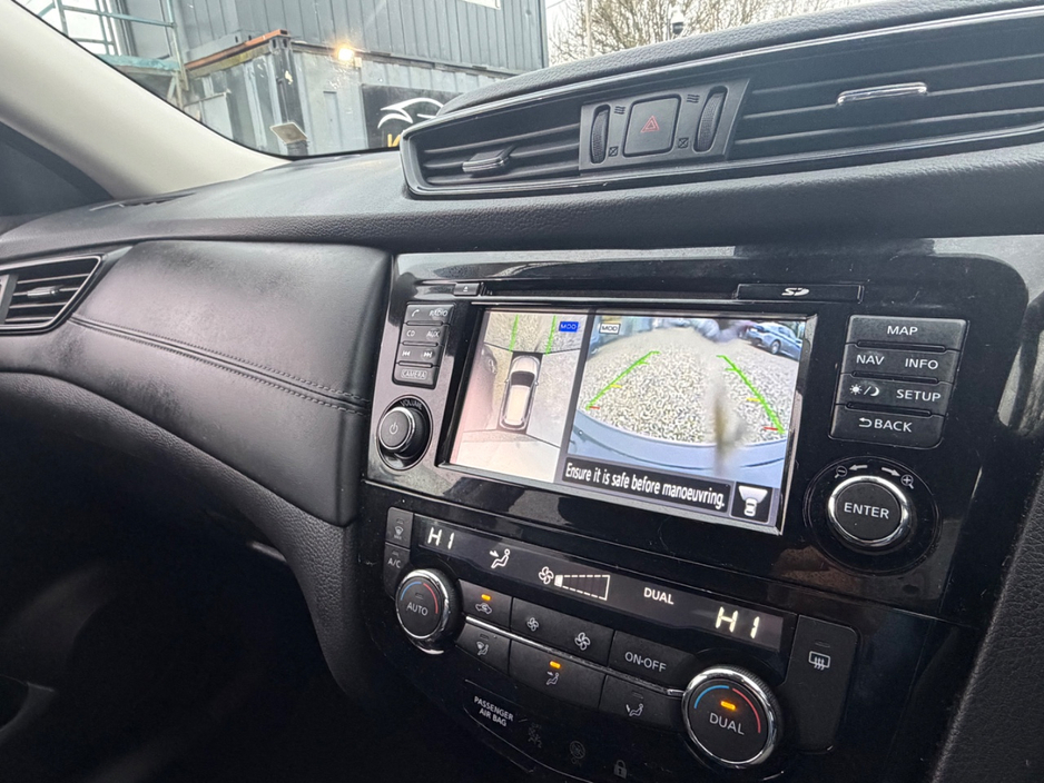 2020 Nissan X-Trail - image 18