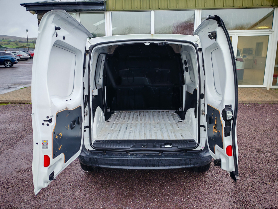 2019 Renault Kangoo - image 7