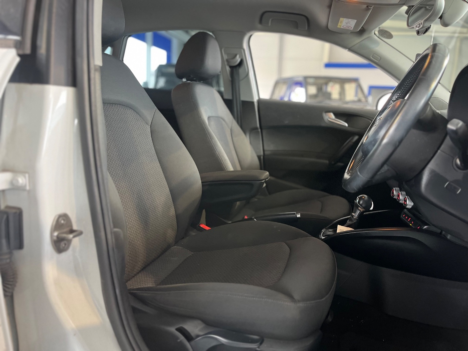 2018 Audi A1 - image 13