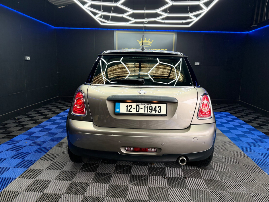 2012 MINI Hatch - image 13