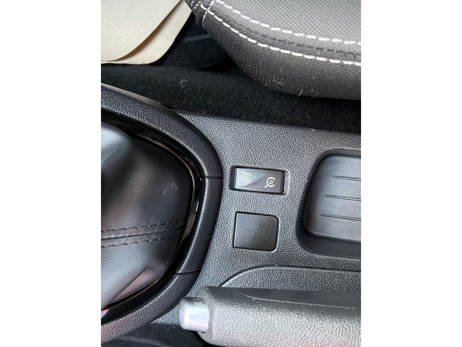 2018 Renault Clio IV DYNAMIQUE NAV 1.2 PETR 4DR €10,450