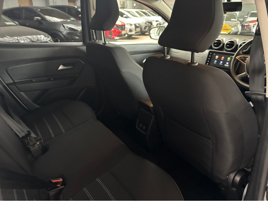 2023 Dacia Duster - image 5