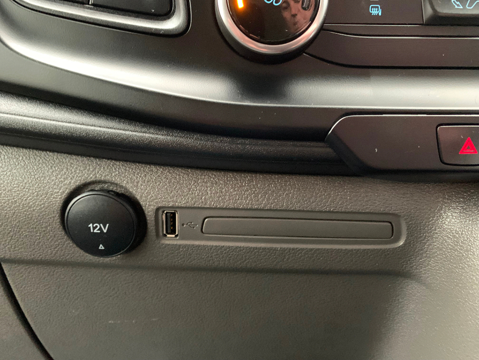 2021 Ford Transit Custom 2.0 TDCI 105 PS SWB // PRICE EXCL. VAT // ONE OWNER // GREAT CONDITION // 06/26 CVRT // €12,154