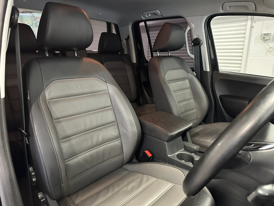 2019 Volkswagen Amarok - image 25