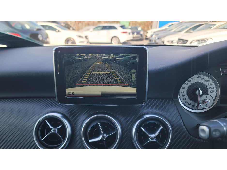 2013 Mercedes-Benz A Class - image 18