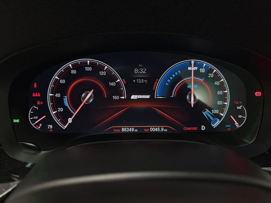 2018 BMW 5 Series - image 13