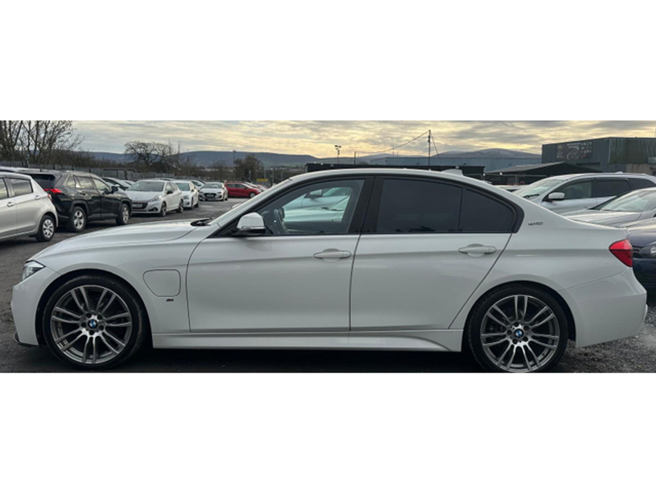 2016 BMW 3 Series 330E M Sport 2.0L  Automatic Plug-in Hybrid (5633) €18,495