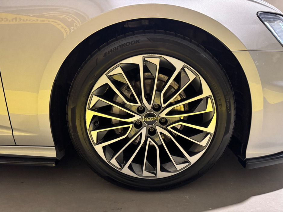 2025 Audi A6 - image 30