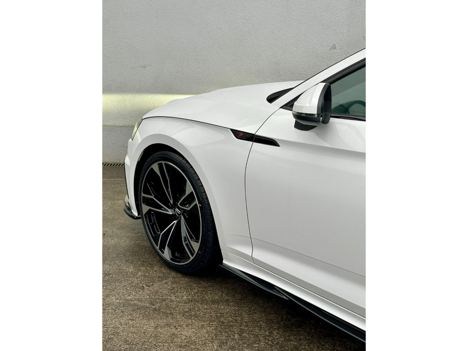 2022 Audi A5  €40,995