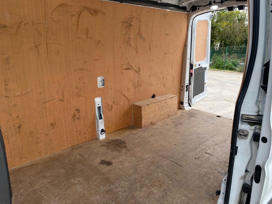 2023 Ford Transit - image 20