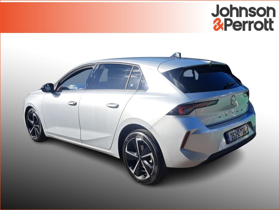 2025 Opel Astra Elegance 1.2 130hp 6-speed manual MY25 €33,900