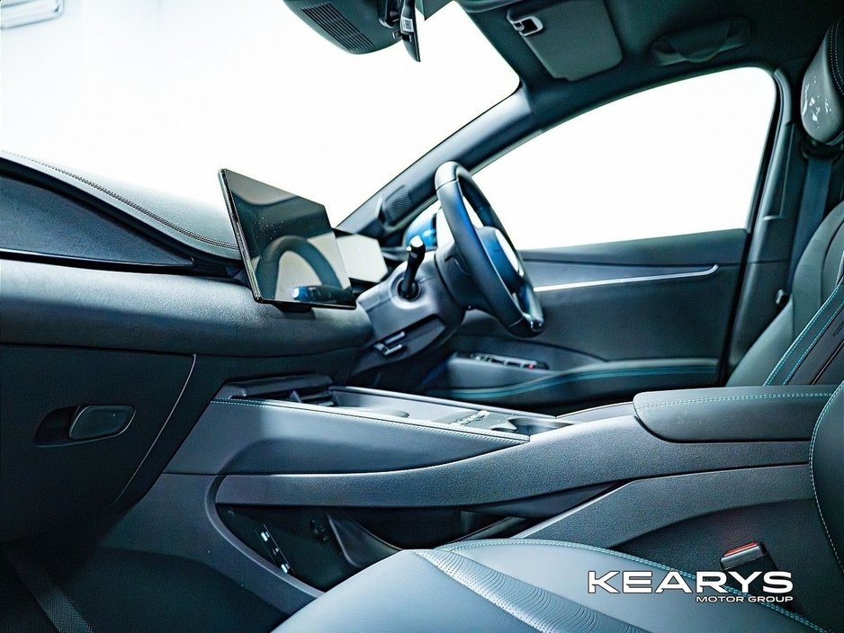 2026 BYD Seal 6 - image 18