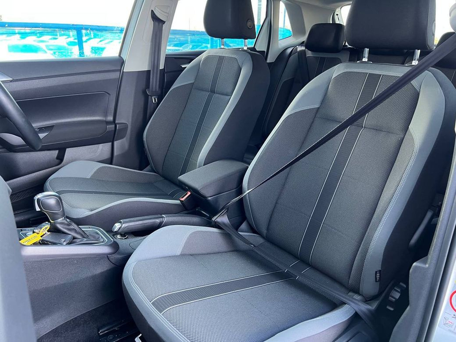 2019 Volkswagen Polo - image 6