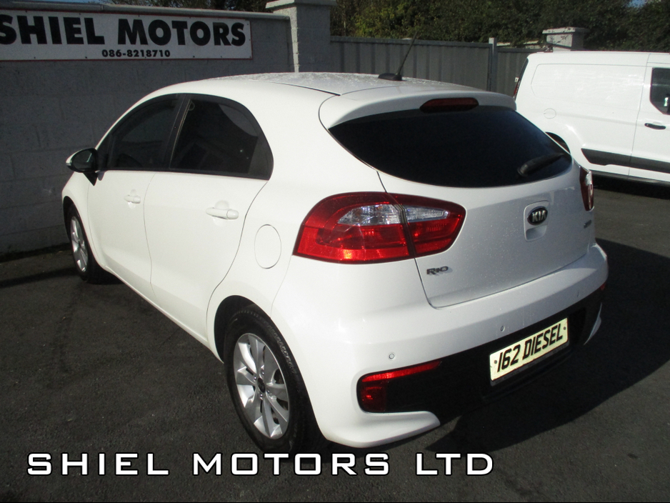 2016 Kia Rio - image 12