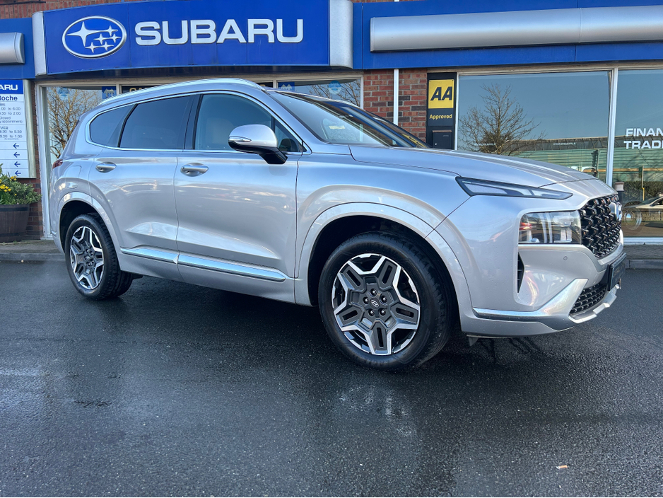 2022 Hyundai Santa Fe - image 2