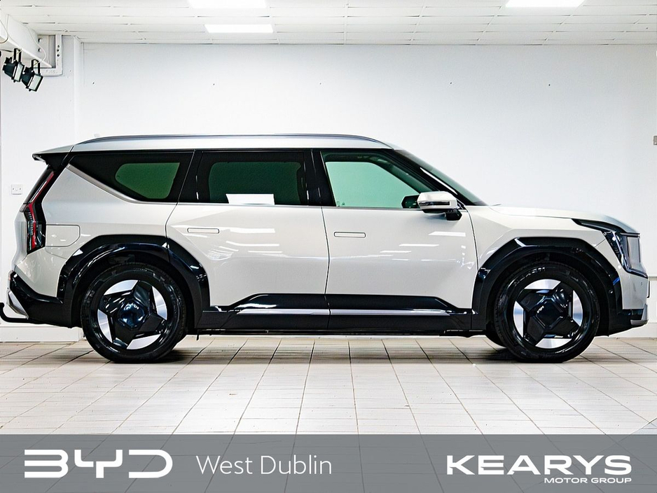 2025 Kia EV9 - image 3