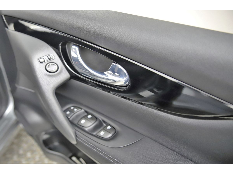 2018 Nissan Qashqai - image 23